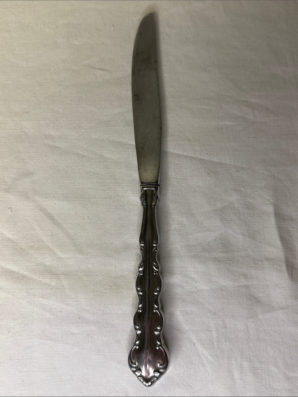 Oneida Mozart Stainless Steel Dinner Knife 9" Classic Scroll Flatware